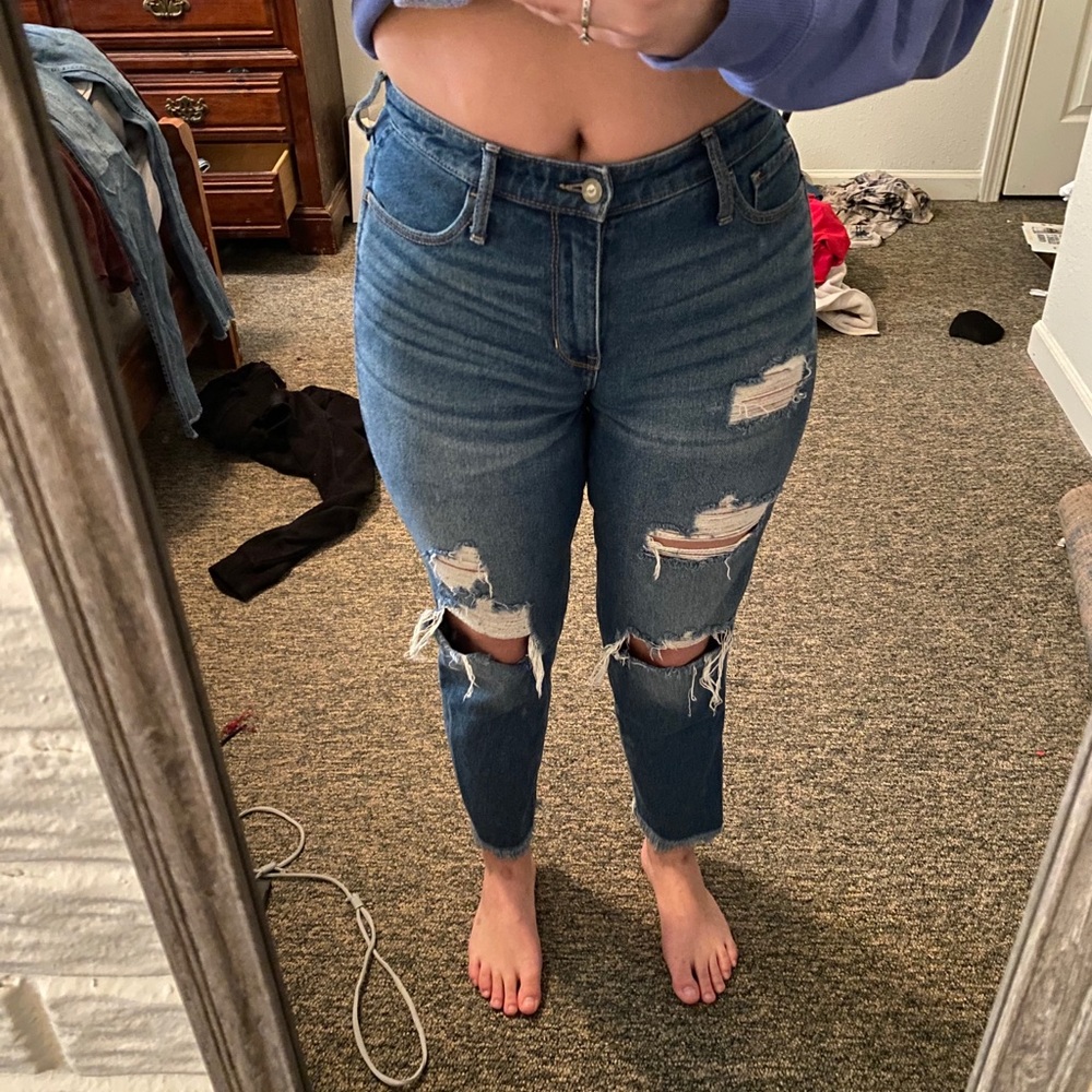 Hollister High Rise Mom Jeans Size 5